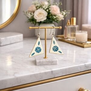 Geometric Floral Alpaca Silver Mexico White and Blue Earrings - Pre-loved